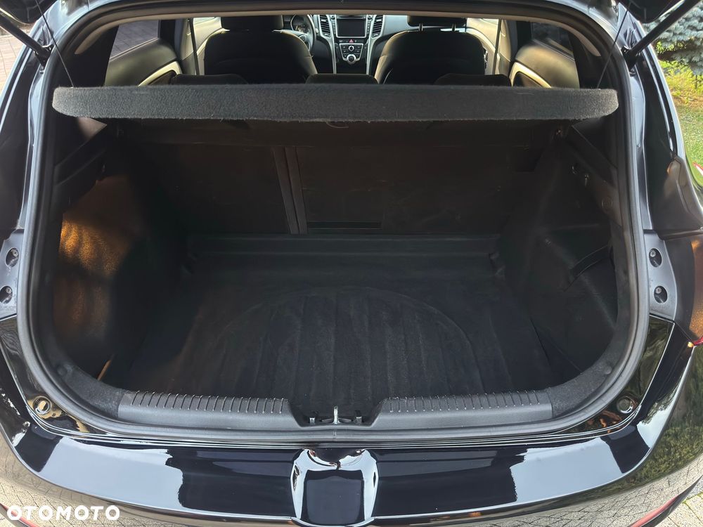 Hyundai i30 i30cw 1.4 Fifa World Cup Edition - 11