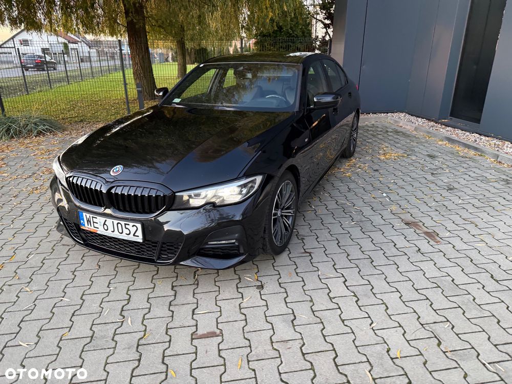 BMW Seria 3 320i M Sport Sport - 13