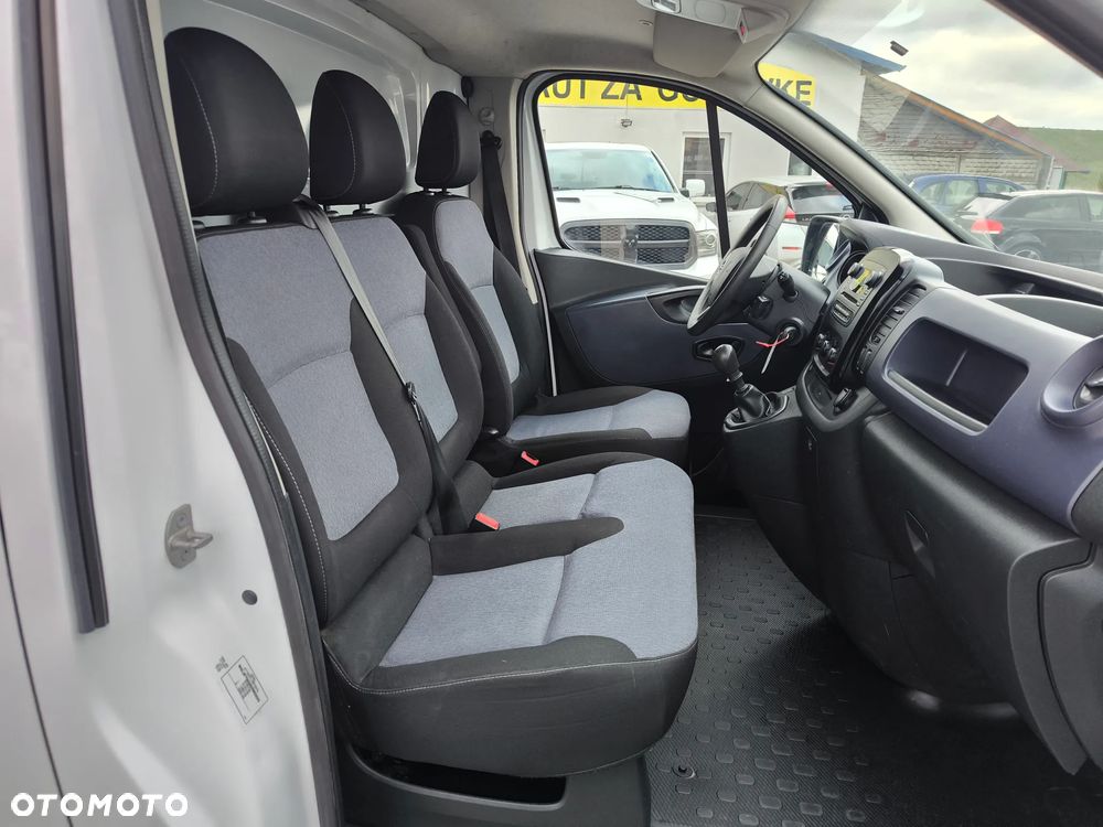 Opel Vivaro - 9