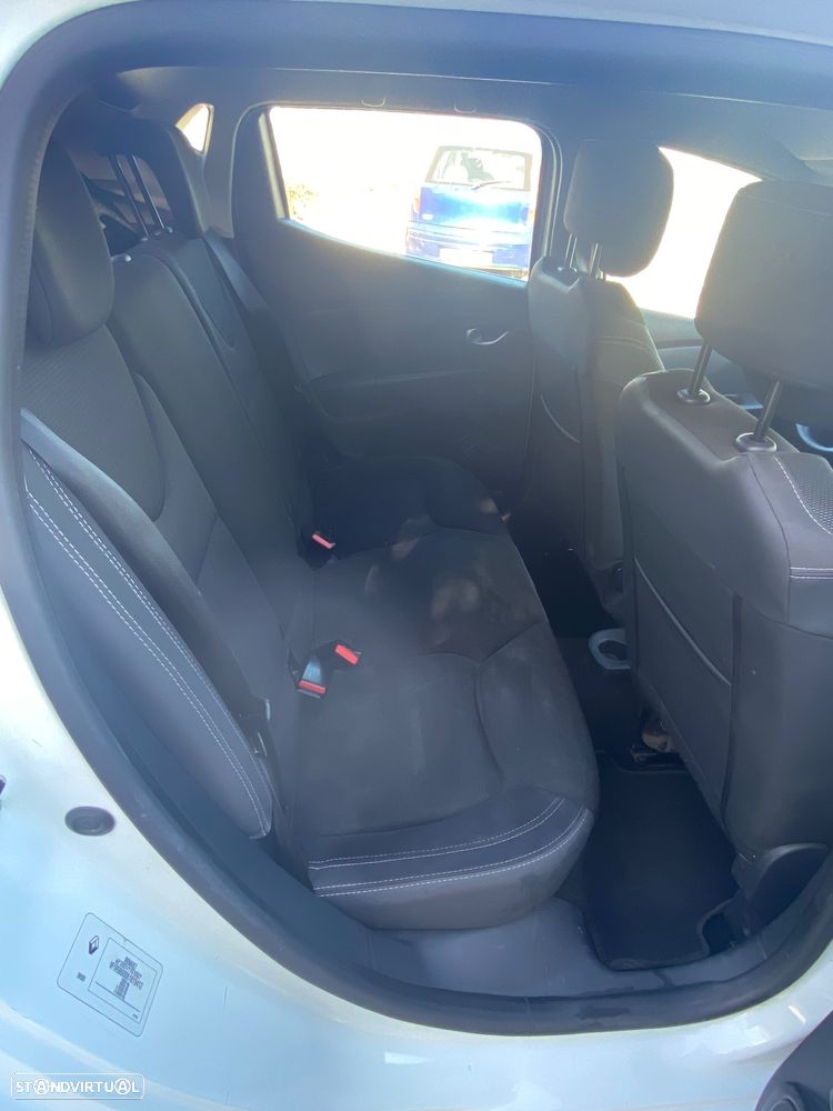 Renault Clio dCi 75 Stop & Start Expression - 10