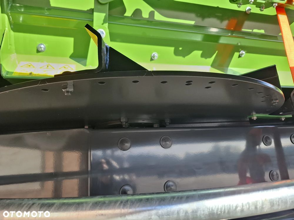 Bergmann Precyzyjny uniwersalny rozrzutnik wapna i obornika XPERT 4.22 - 36