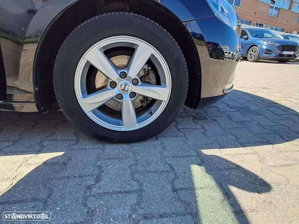 Volvo V40 2.0 D2 Kinetic - 11