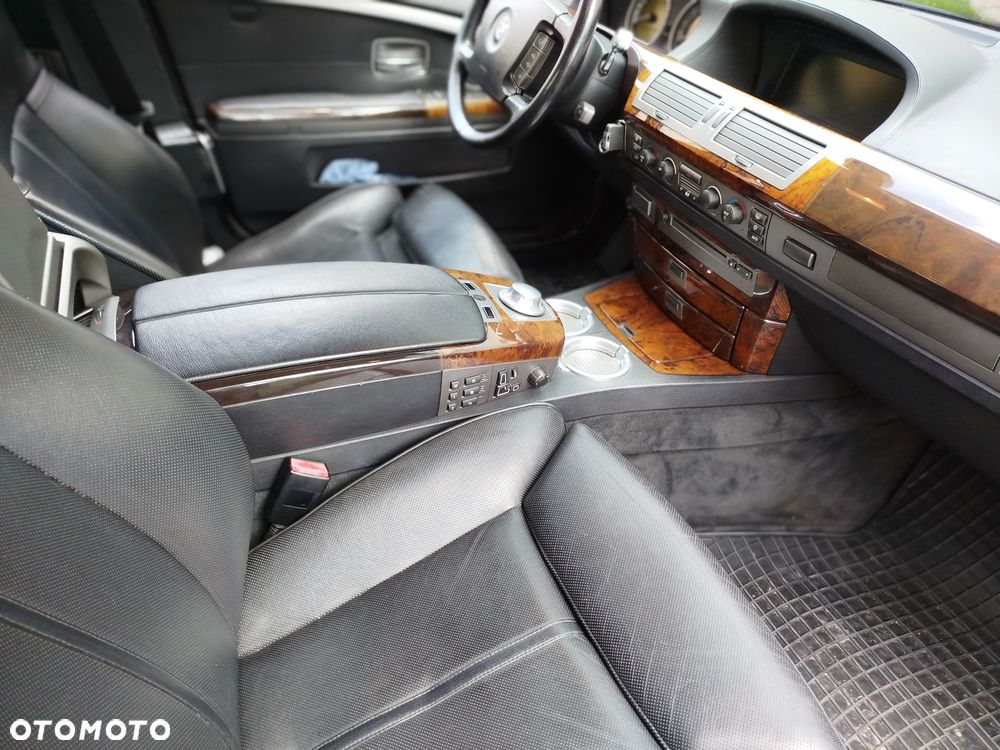 BMW Seria 7 - 4