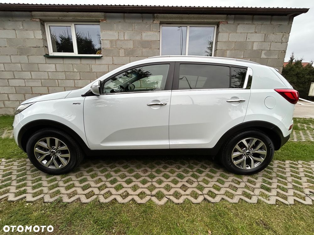 Kia Sportage 2.0 CRDI 4WD Dream-Team Edition - 34