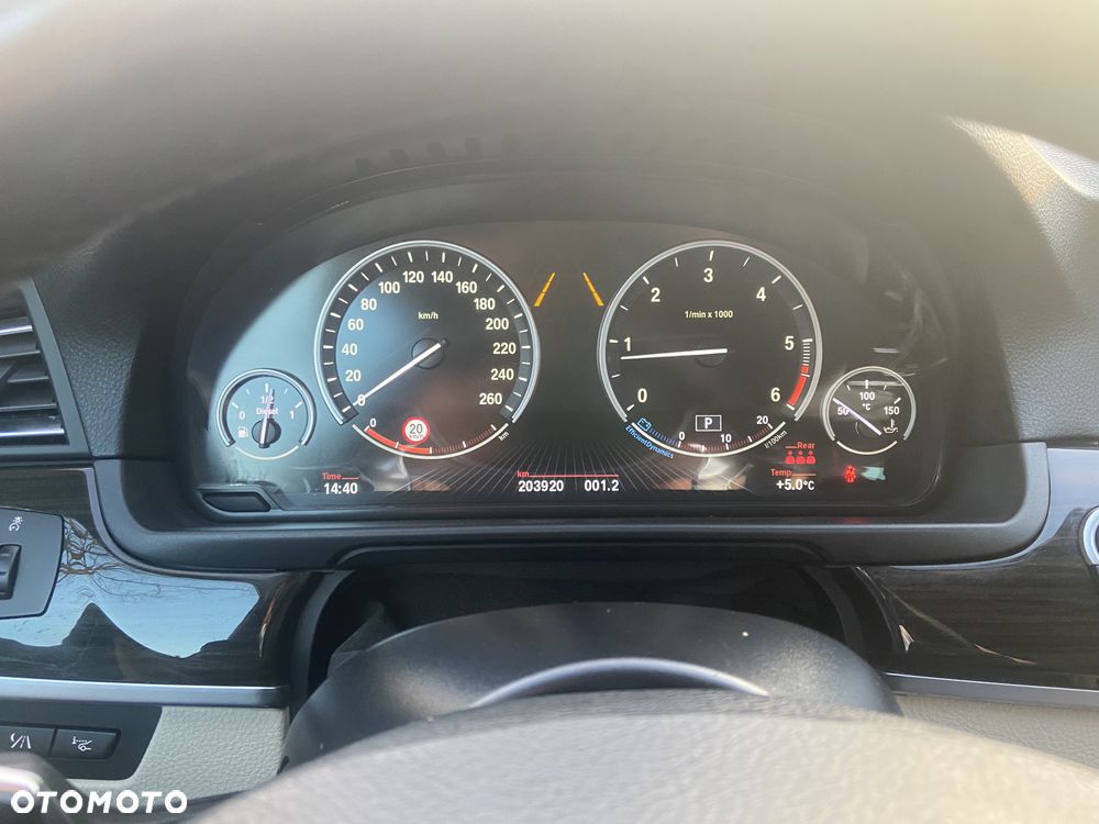 BMW Seria 5 520d xDrive Luxury Line - 38