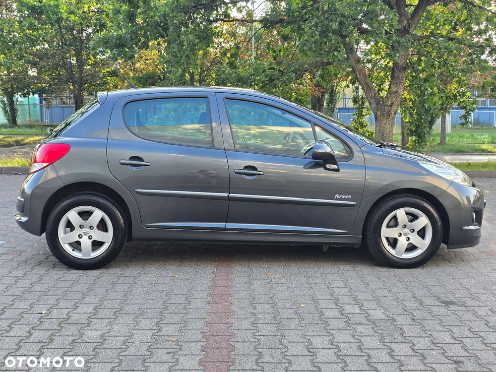 Peugeot 207 95 VTi Forever - 23