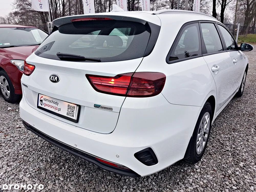 Kia Ceed 1.6 CRDi SCR M - 33