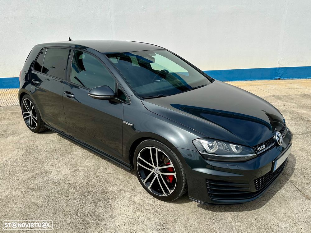 VW Golf 2.0 TDI GTD - 11