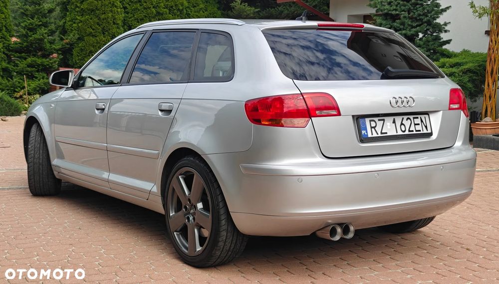 Audi A3 Sportback - 2