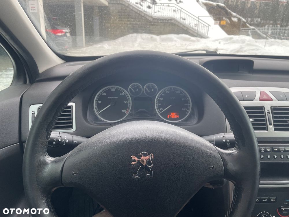 Peugeot 307 2.0 HDI XT - 7