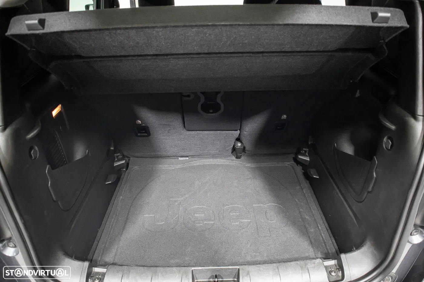 Jeep Renegade 1.0 T Limited - 6