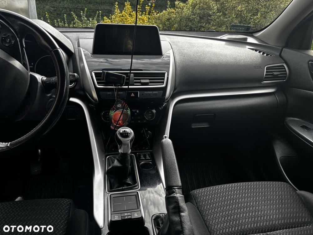 Mitsubishi Eclipse Cross - 7