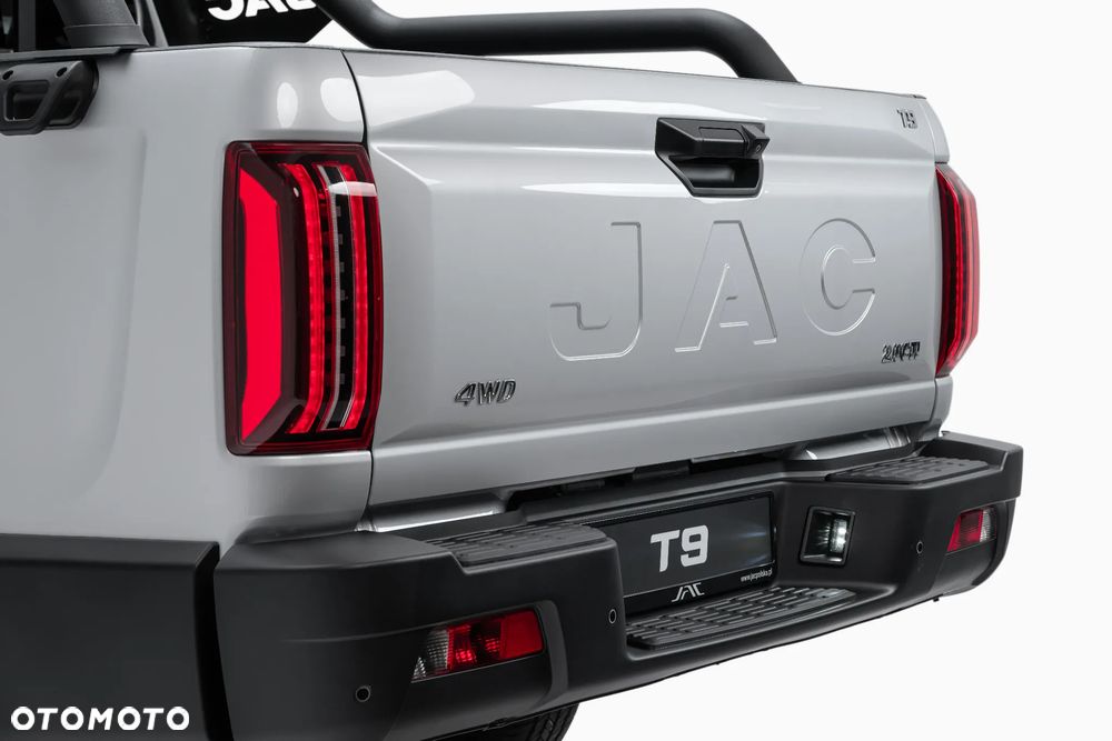 JAC T9 - 8
