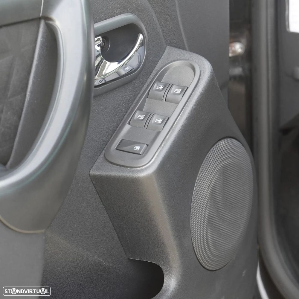 Dacia Duster 1.2 TCe Prestige - 21