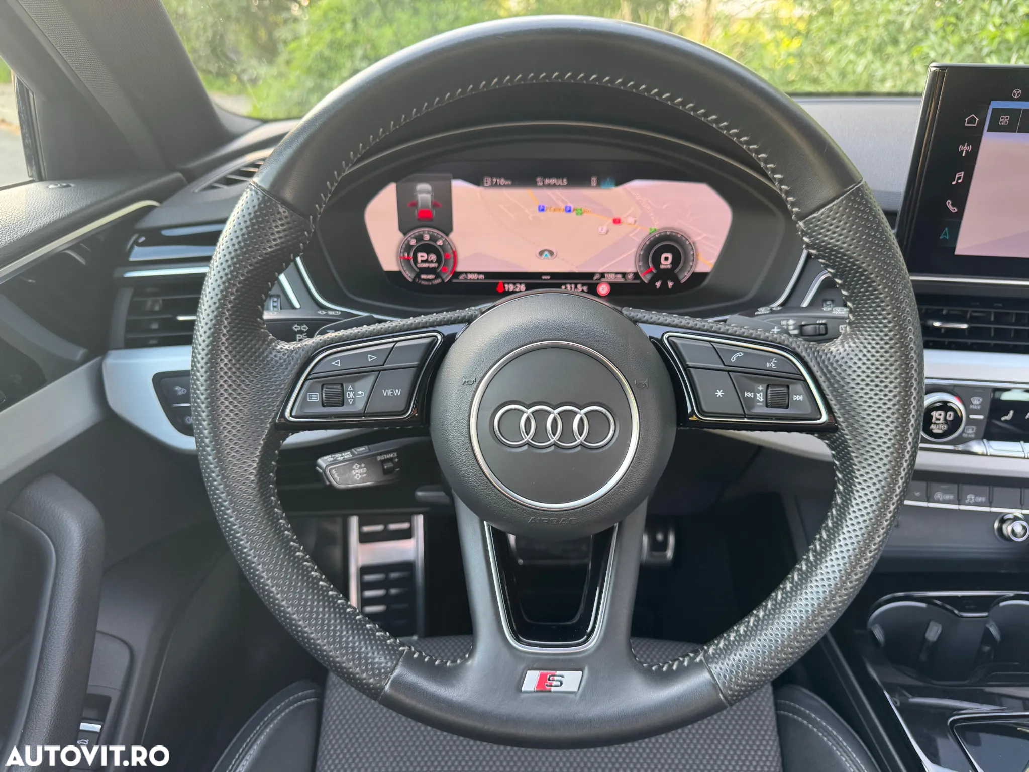 Audi A4 Avant 35 TDI S tronic S line - 16