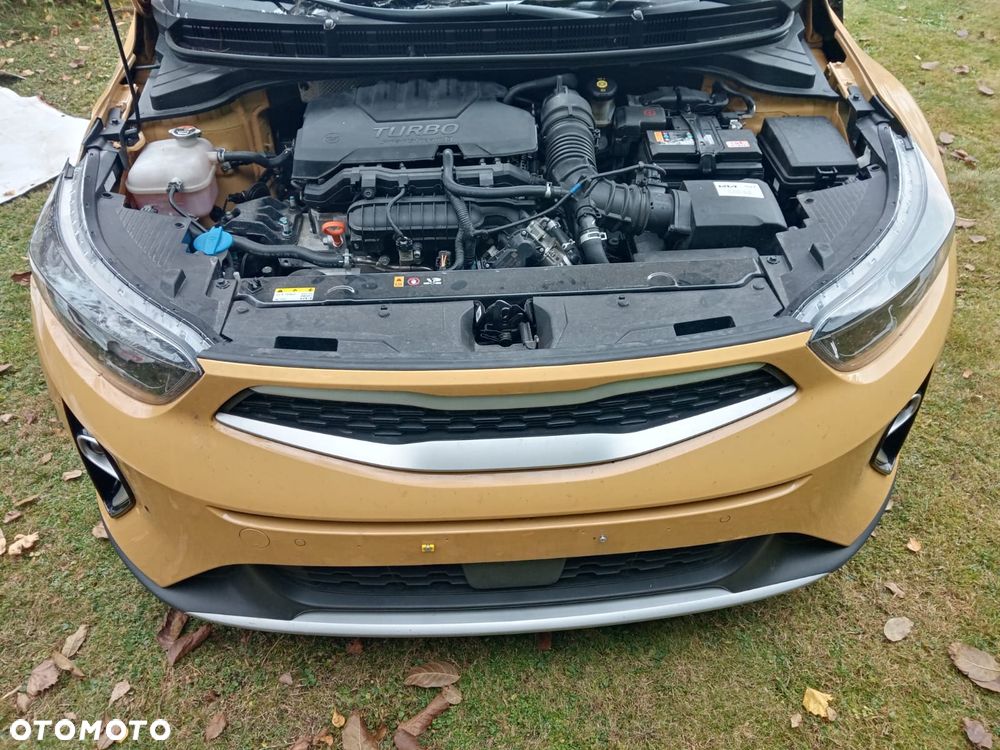 Kia Stonic 2025 photo 2