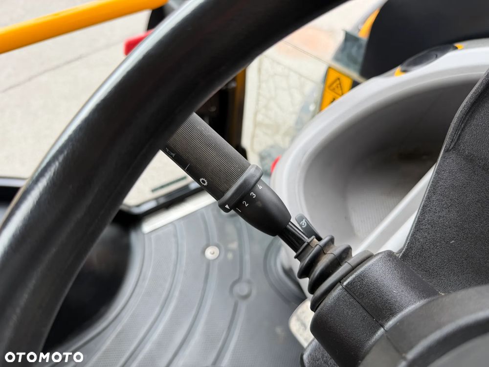 JCB 3CX PLUS AEC 1400Mth Salon PL - 15
