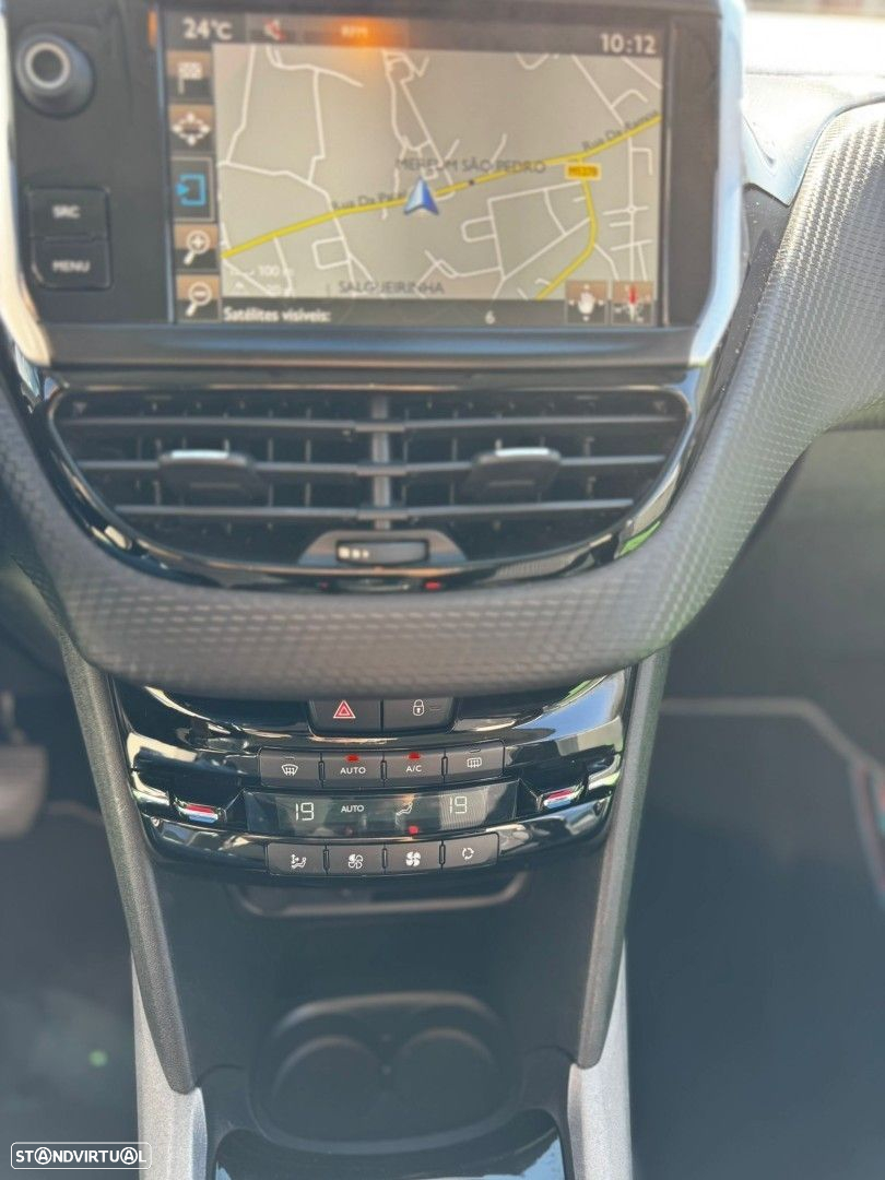 Peugeot 2008 PureTech 110 Stop&Start Urban Move - 20