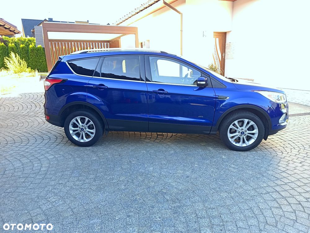 Ford Kuga 2.0 TDCi AWD Titanium - 2