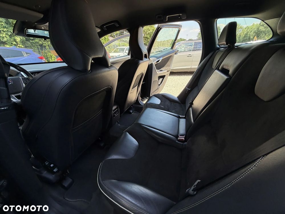 Volvo XC 60 D4 Geartronic RDesign - 20