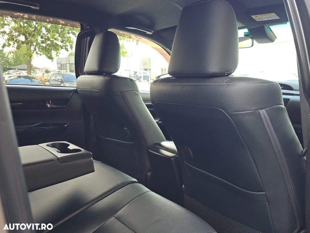 Toyota Hilux 2.4D 150CP 4x4 Double Cab AT Executive - 20
