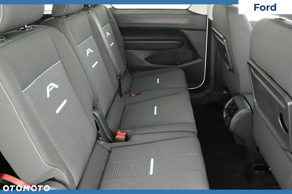 Ford Tourneo Connect - 10