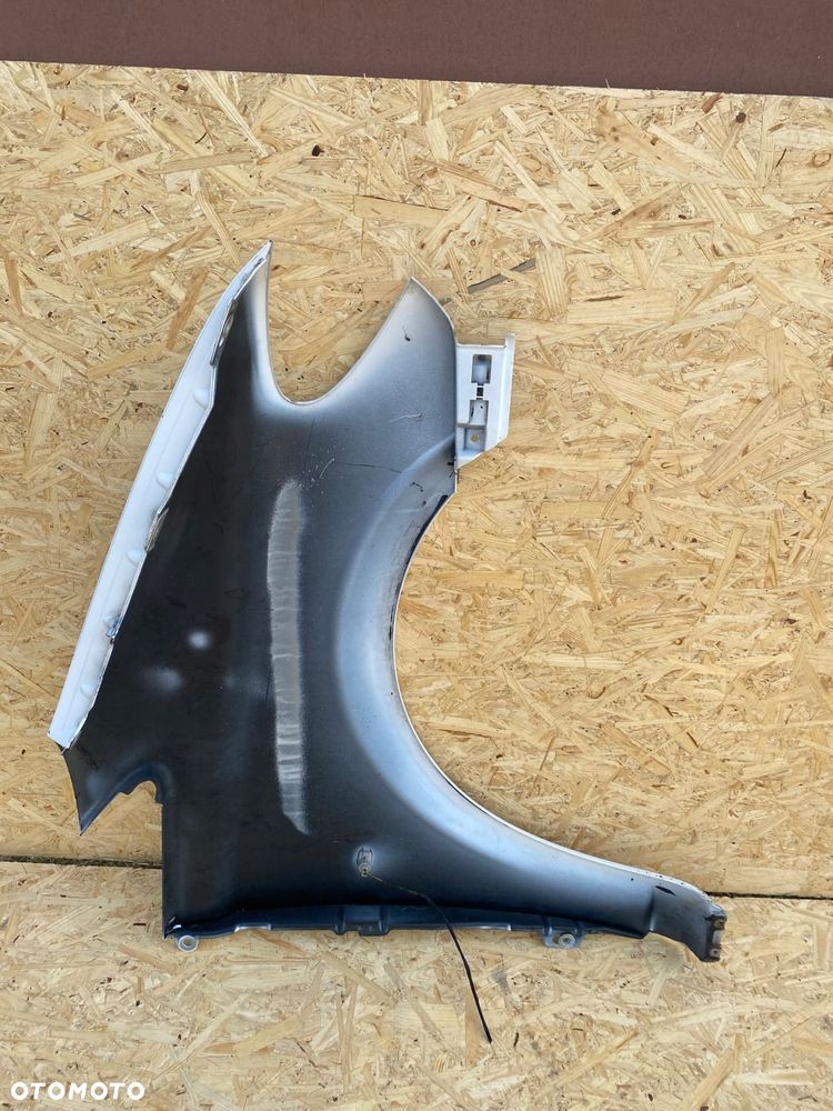 błotnik lewy mercedes vito w639 a6396304607 - 4