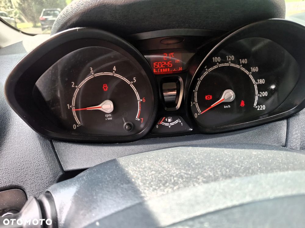 Ford Fiesta 1.25 Champions Edition - 18