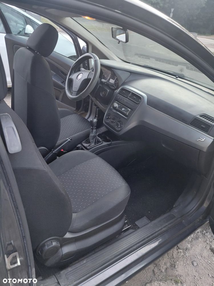 Fiat Punto 1.2 8V - 5