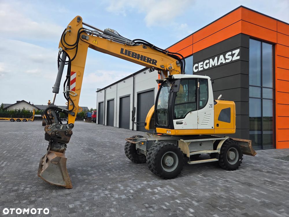 Liebherr A918 Compact / z Niemiec / Stan idealny / - 1