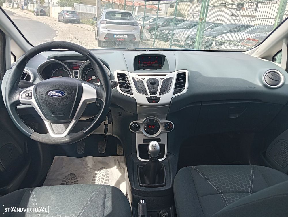 Ford Fiesta 1.25 Titanium - 12