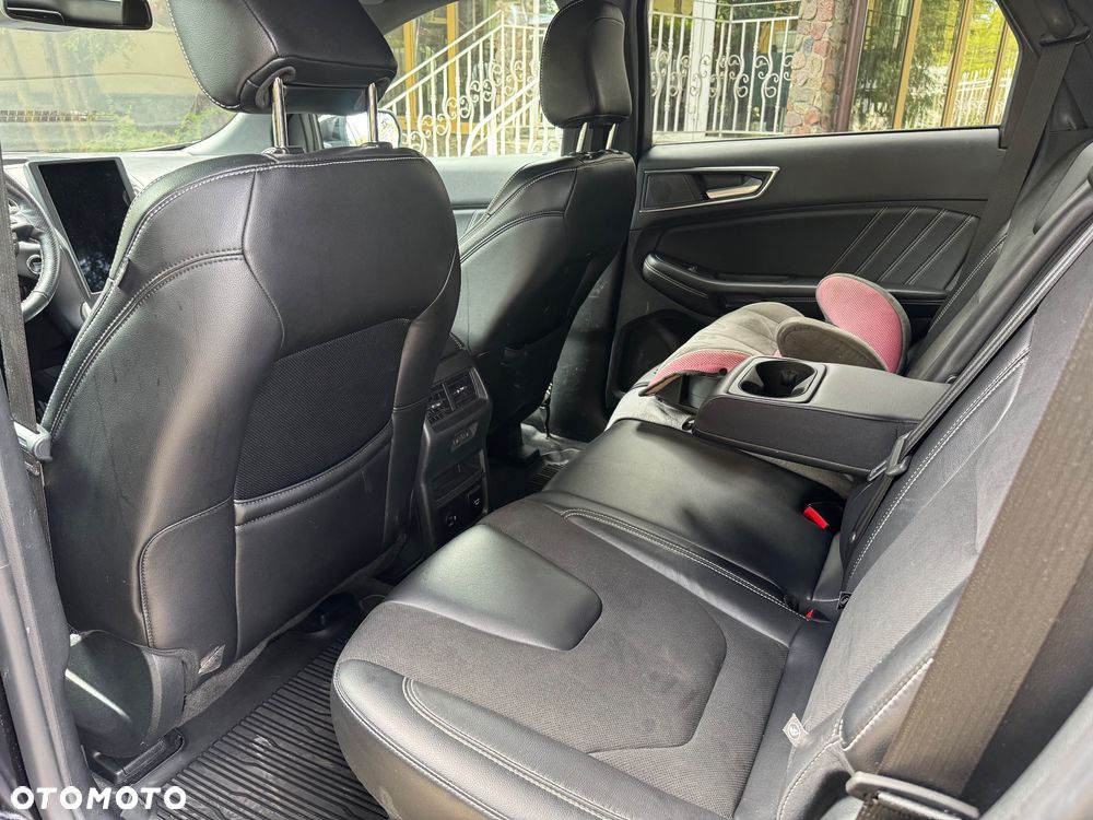 Ford Edge - 23