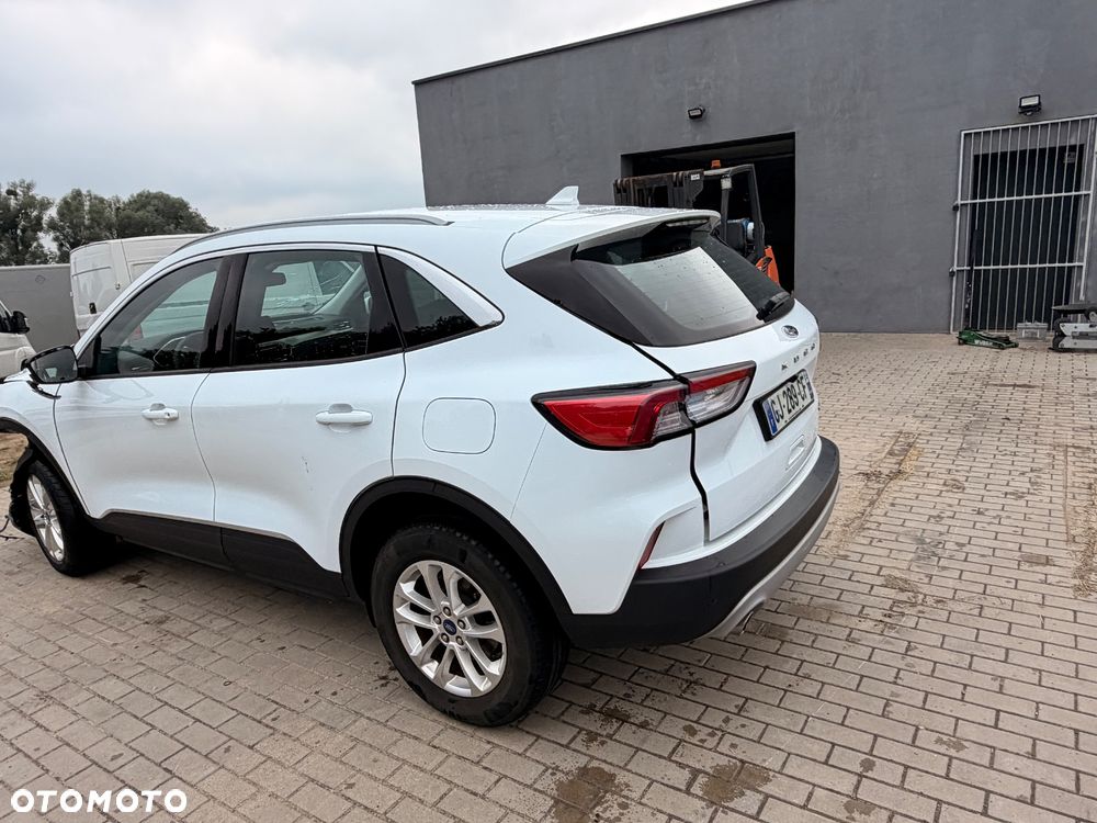 Ford Kuga 2.5 Duratec FHEV TITANIUM - 12