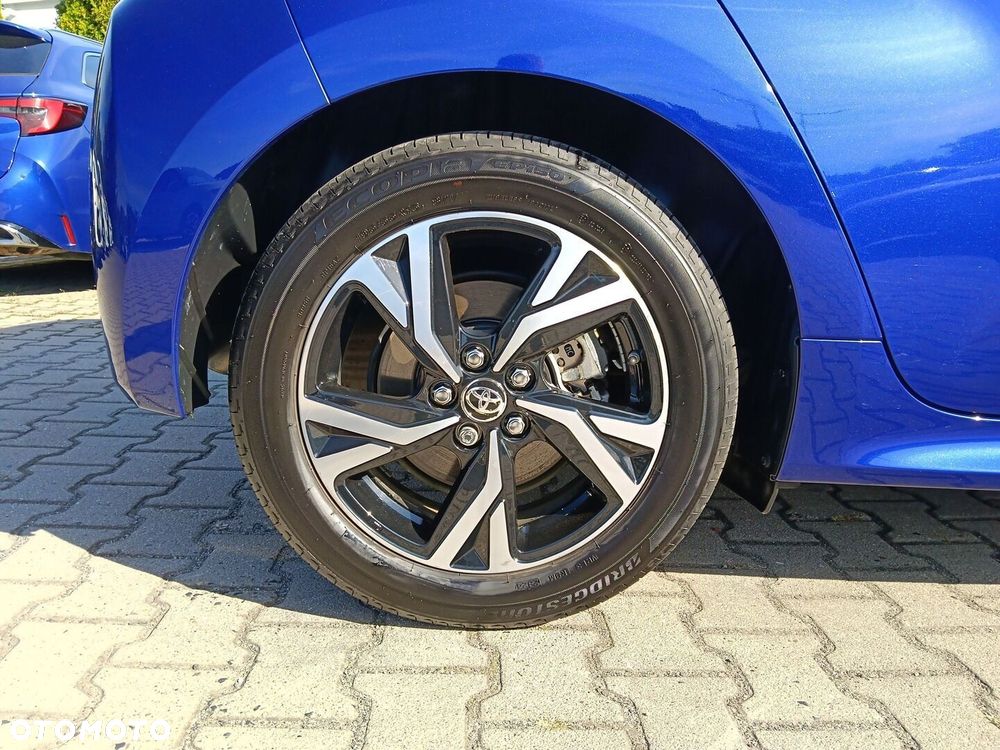 Toyota Yaris Hybrid 1.5 Style - 17