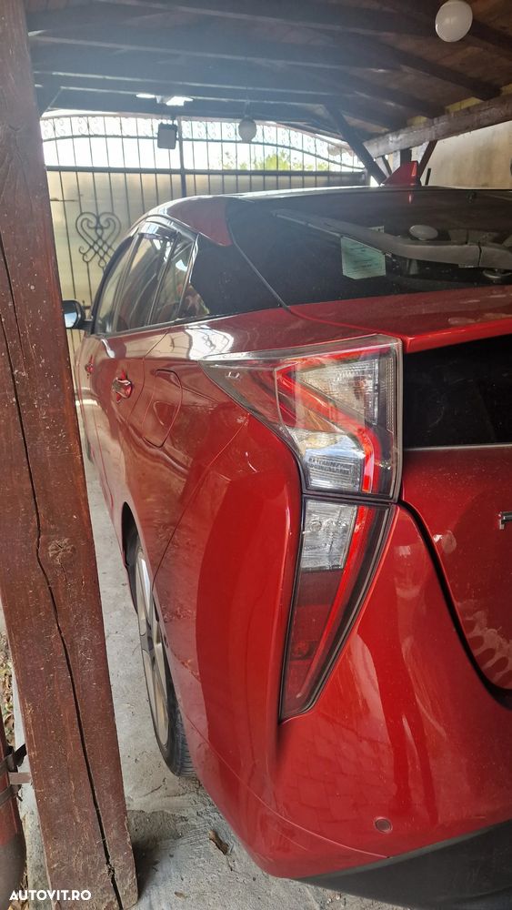 Toyota Prius - 12