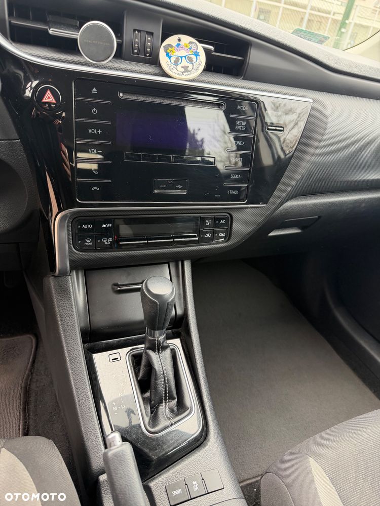 Toyota Auris - 7