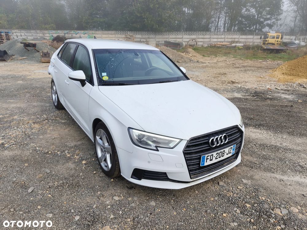 Audi A3 Sportback - 6