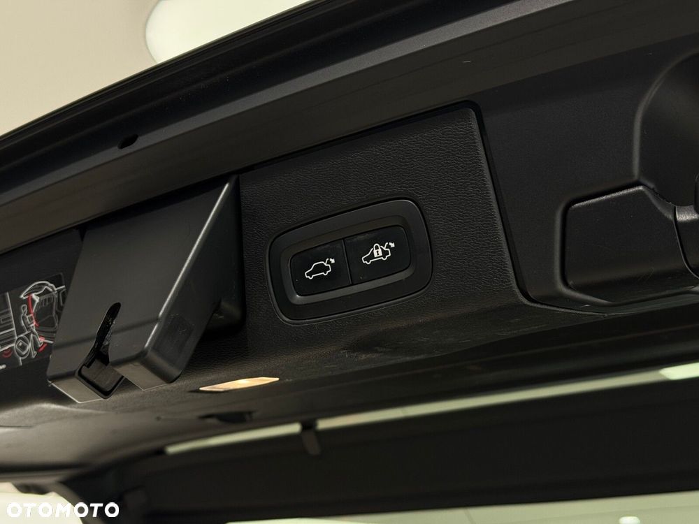 Volvo XC 60 - 18