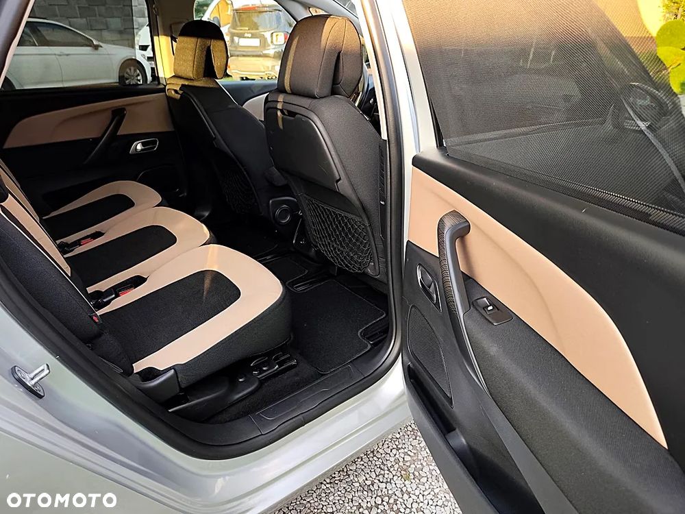 Citroën C4 Picasso e-HDi 115 Business Class - 22