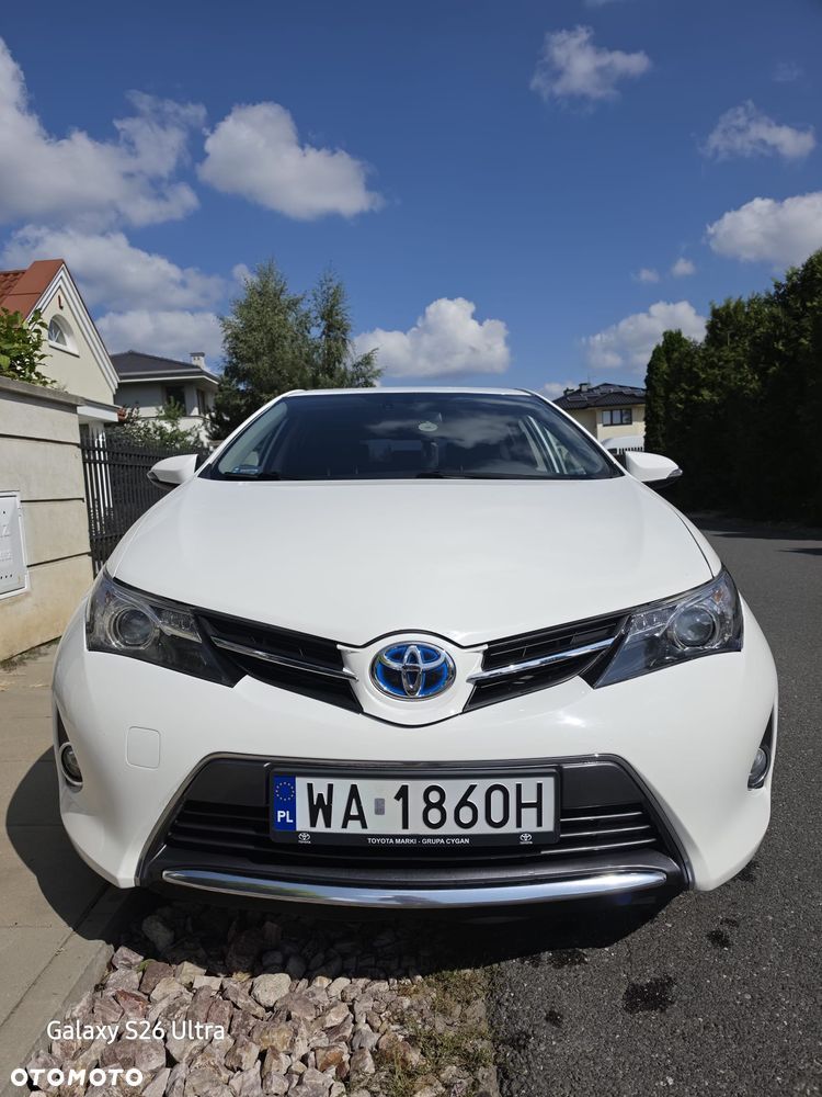 Toyota Auris 1.8 HSD Luna - 2