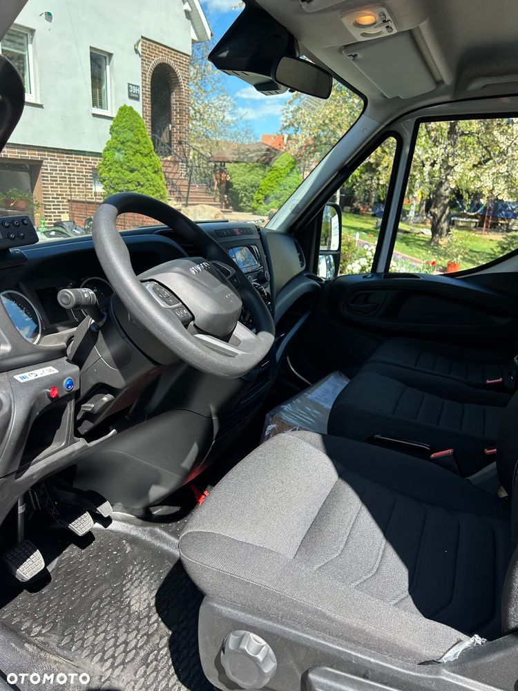Iveco Daily 70C18 - 7