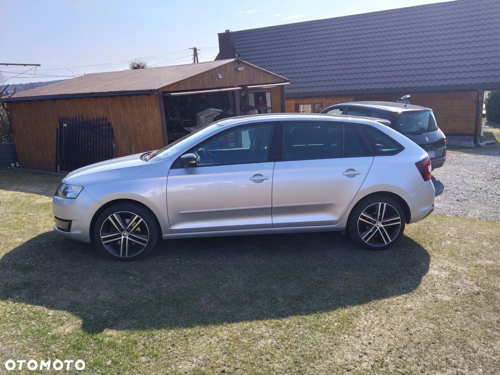 Skoda RAPID Spb 1.2 TSI Style - 4