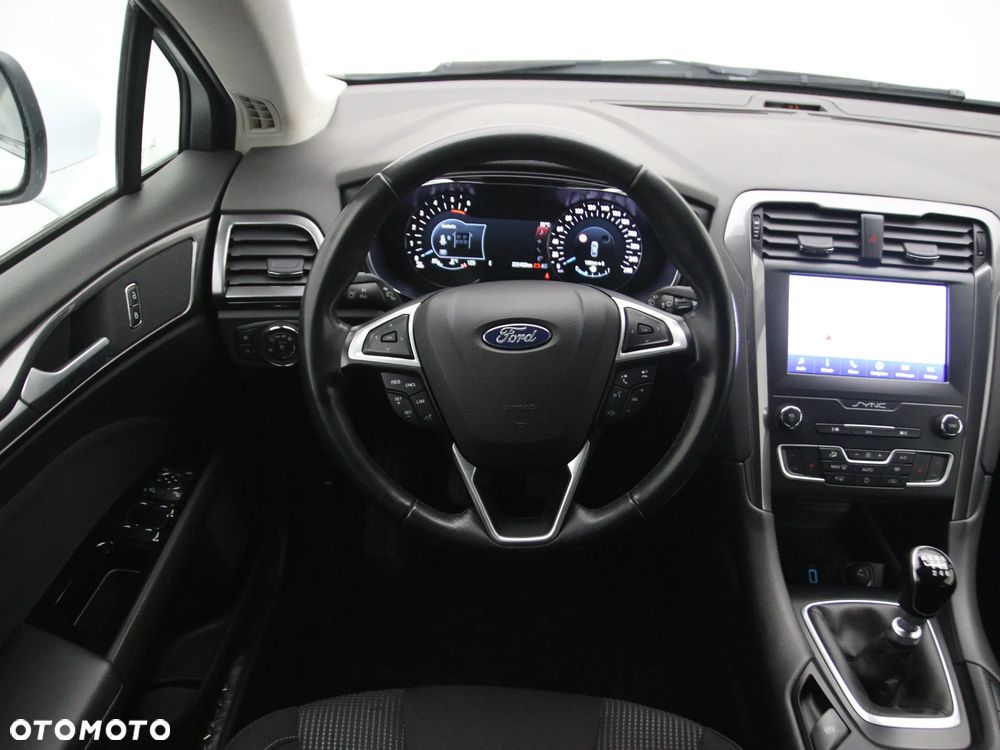 Ford Mondeo 2.0 TDCi STart-Stopp Titanium - 17