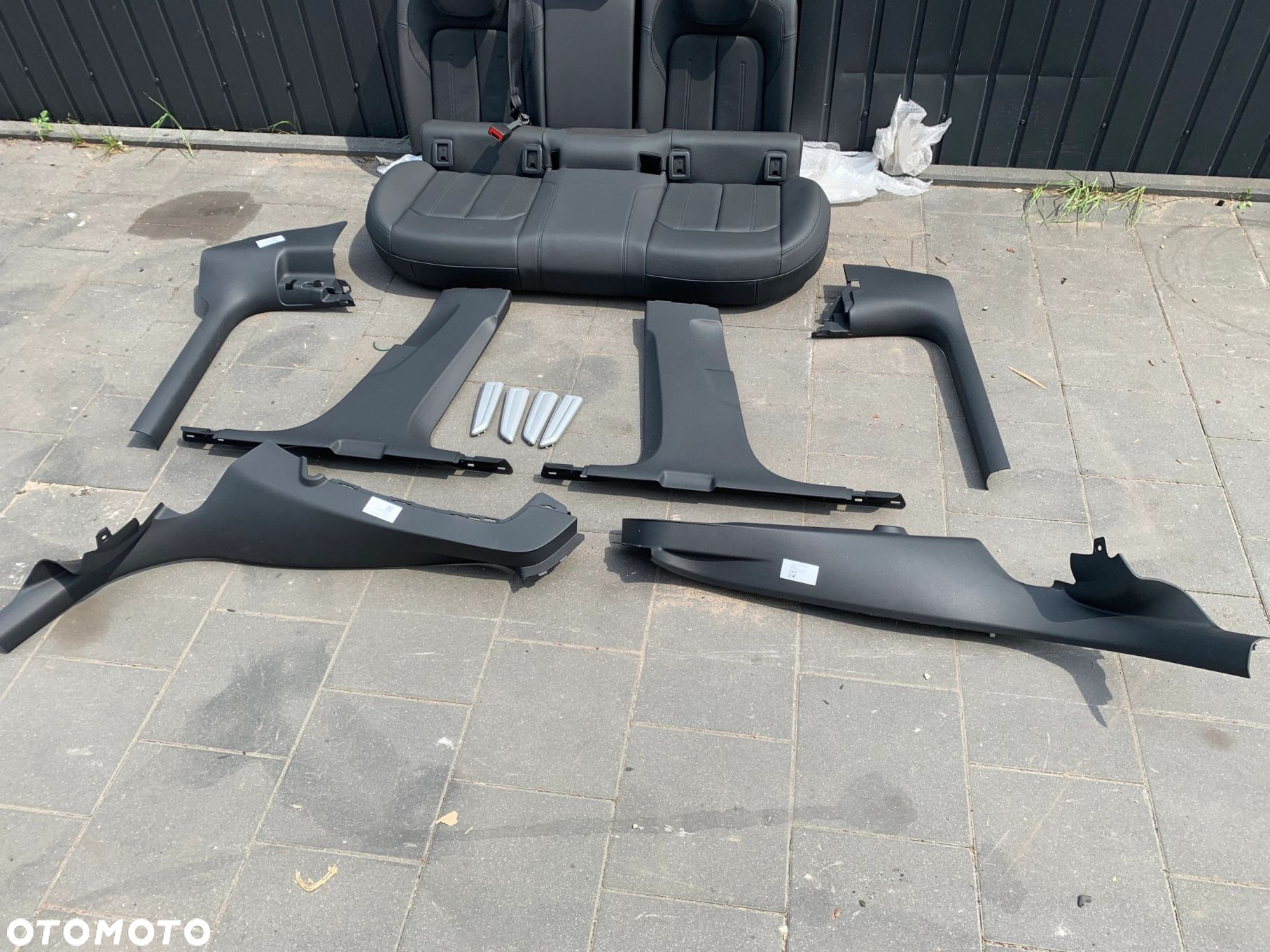 FOTELE TAPICERKA ELEMENTY WNĘTRZA AUDI Q2 81A SKÓRA MANUAL JAK NOWE - 14