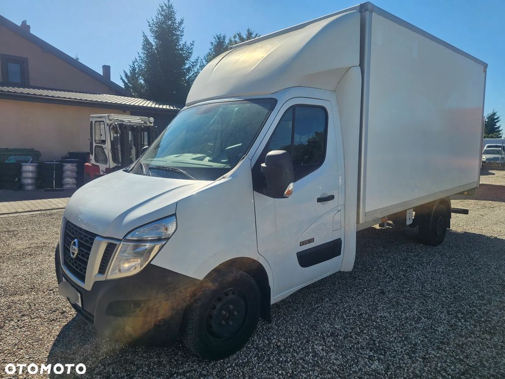 Nissan NV 400 - 2
