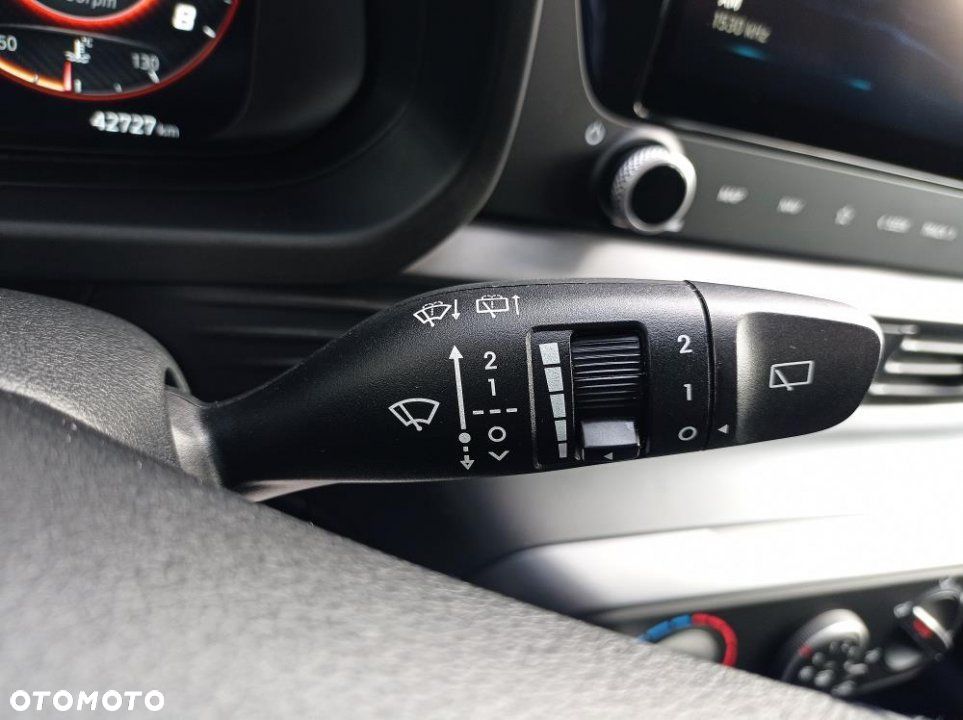 Hyundai i20 - 18