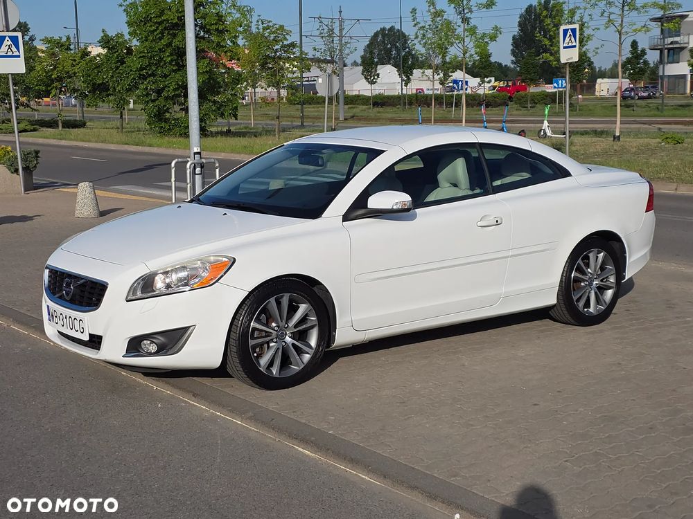 Volvo C70 - 9