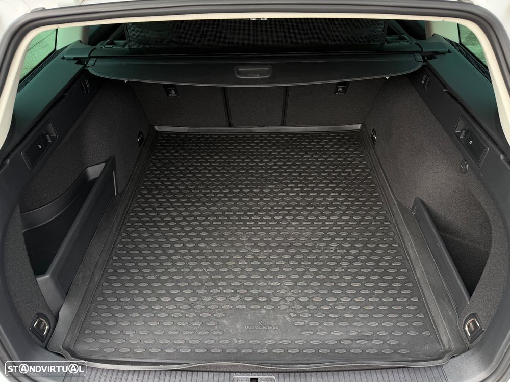 VW Passat Variant 1.4 TSI GTE Plug-in - 34