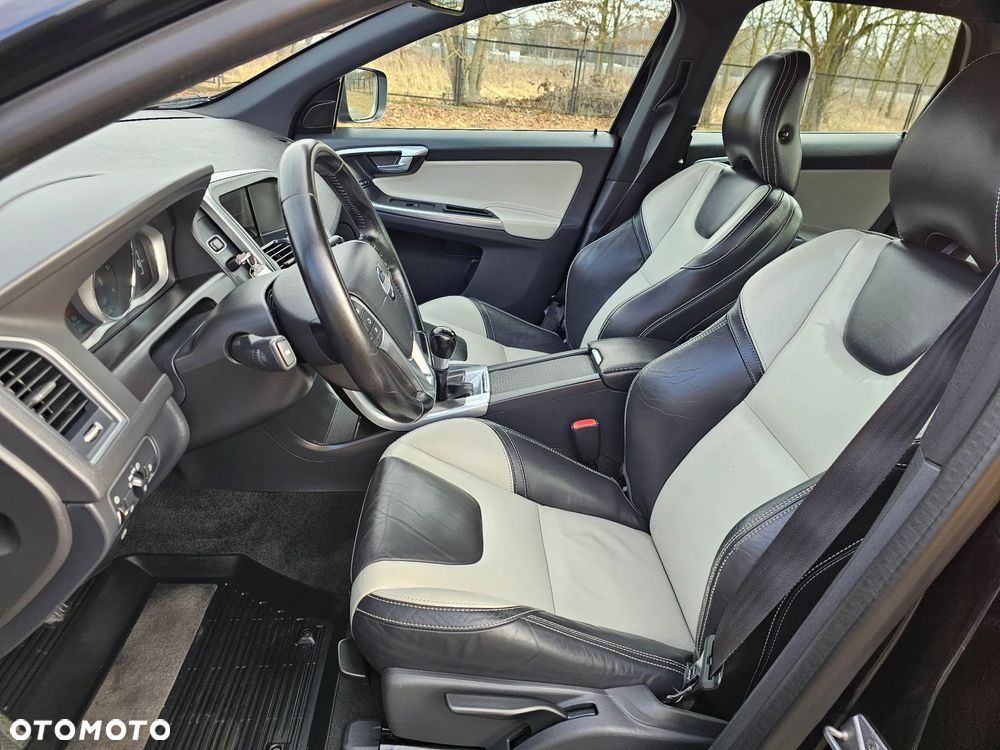 Volvo XC 60 D4 Momentum - 20