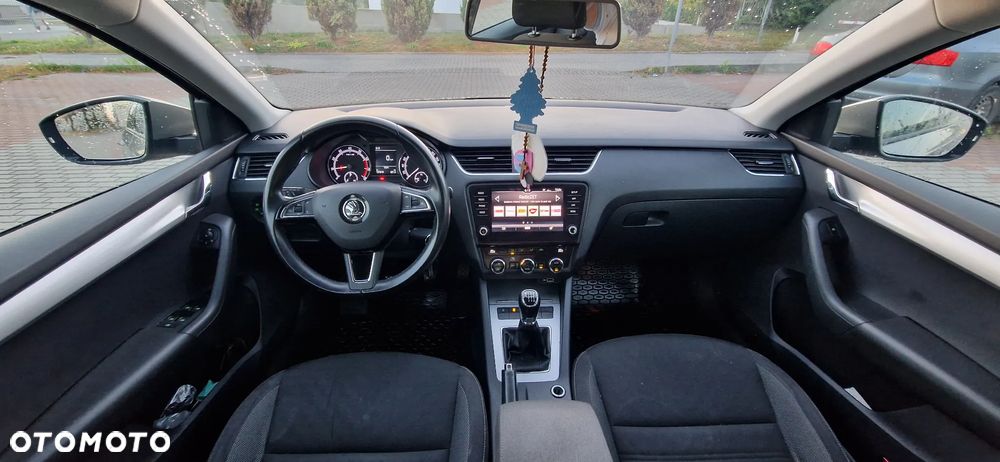Skoda Octavia 1.5 TSI ACT Ambition - 4